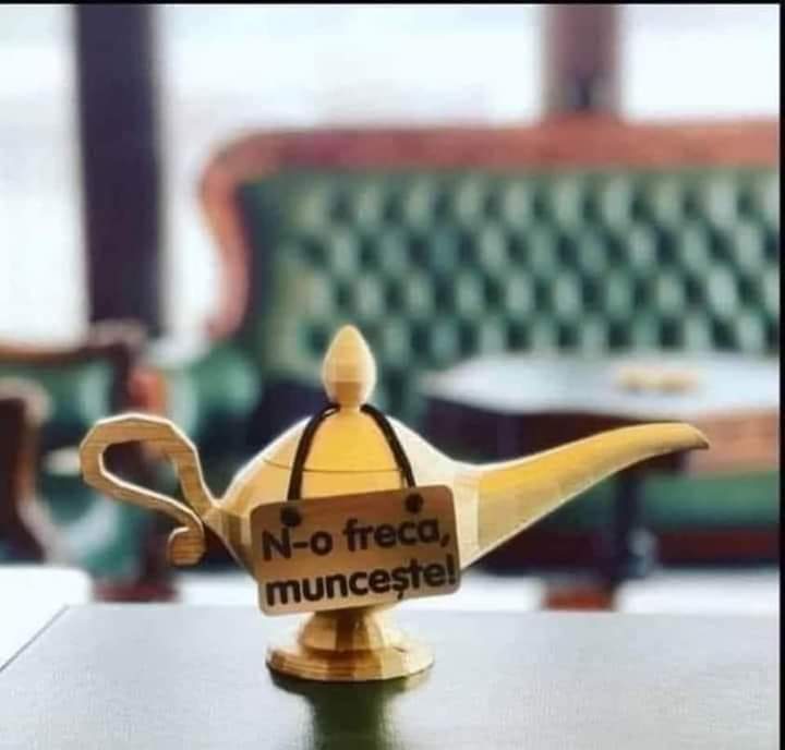 FpJ3YShX0AEQdoT (720×688)